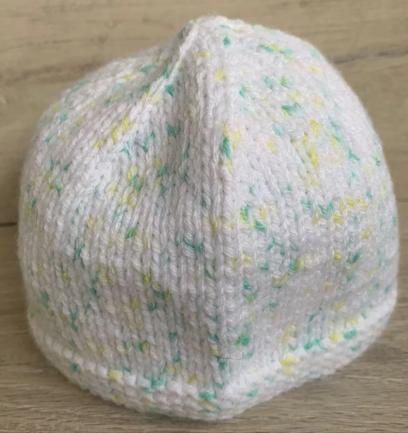 Bonnet et chaussons bébé 0/3 mois